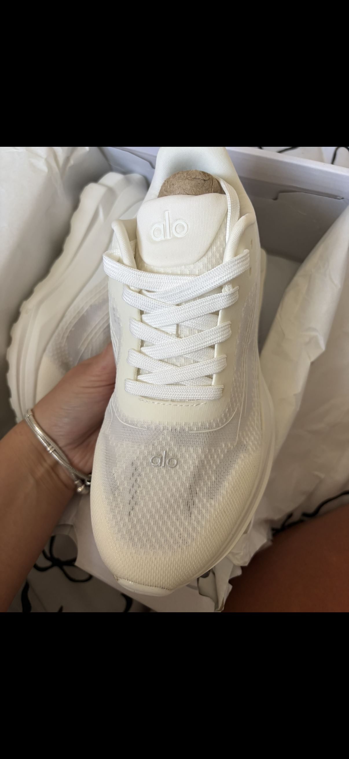 White alo runners size 3 left in stock