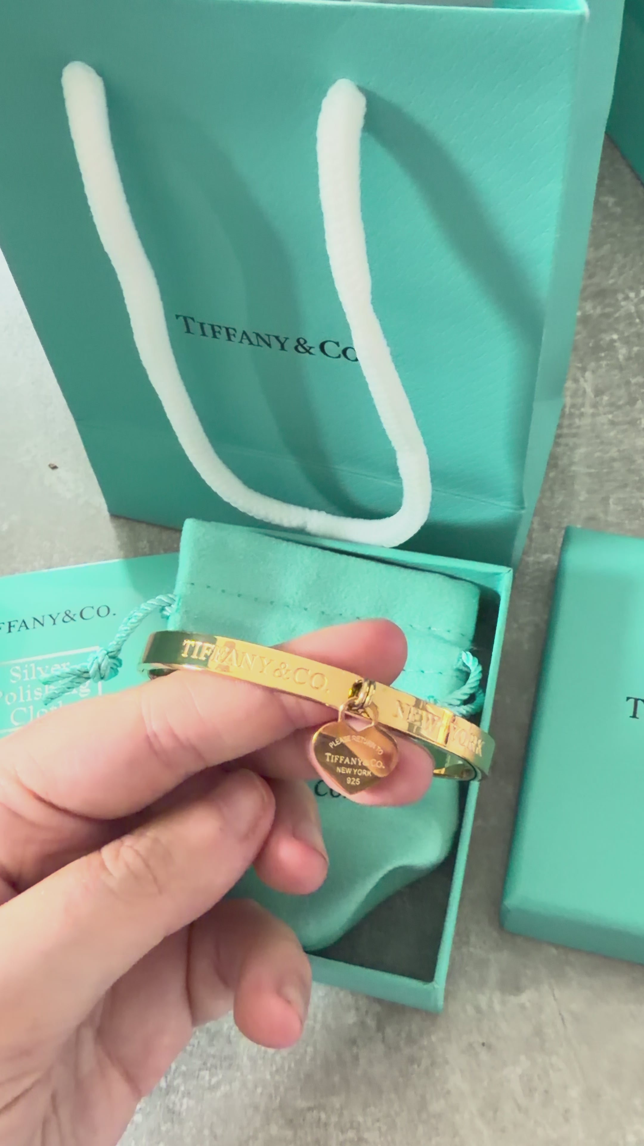 Gold Tiffany bracelet £20